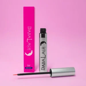 DABALASH USA - Original lash and brow serum with fast results and nationwide shipping.